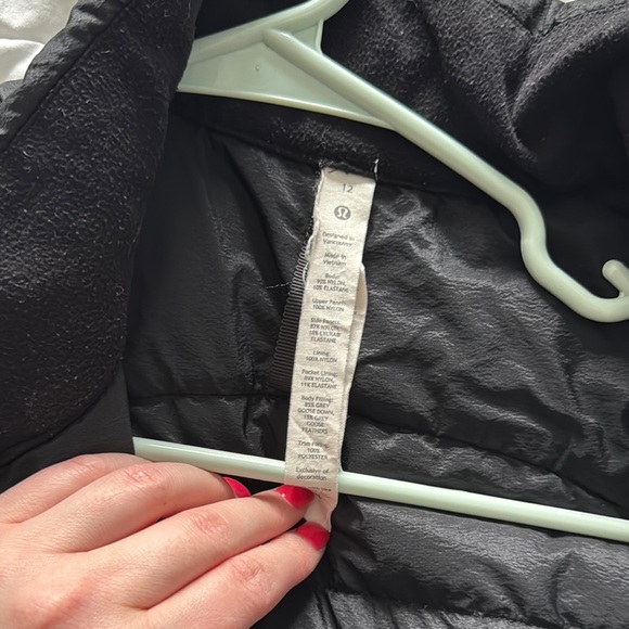 lululemon down vest - Picture 2 of 4